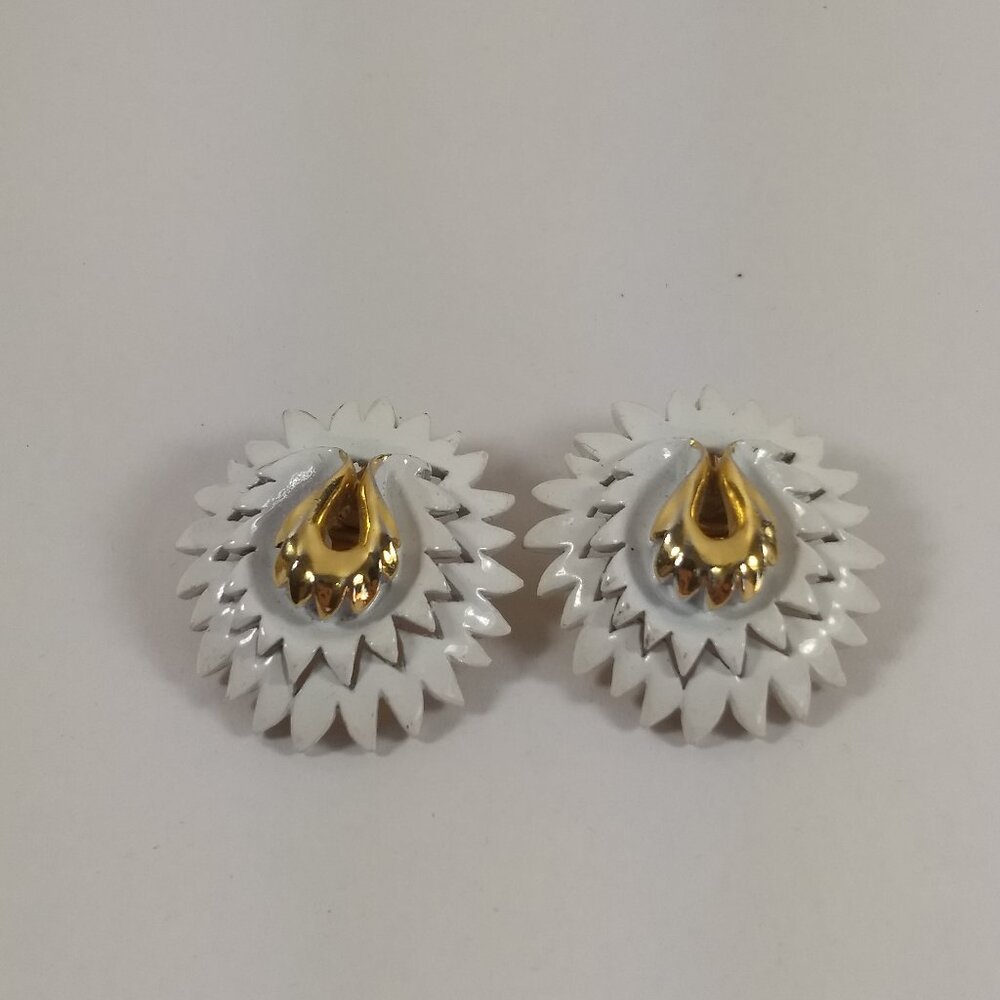 Trifari White Gold Clip On Earrings Statement Vintage Art to Wear Avant Garde